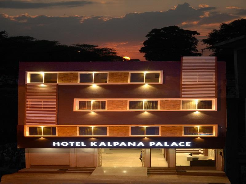 Hotel Kalpana Palace Ujjain Exteriör bild